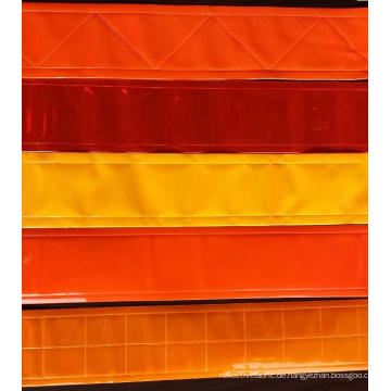 Verschiedene orange reflektierende PVC-Bänder